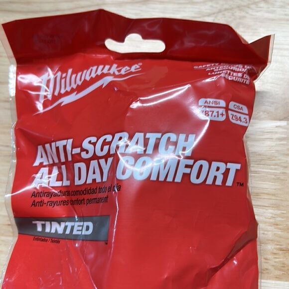 Milwuakee Anti-Scratch Tinted Glasses - Picture 4 of 5